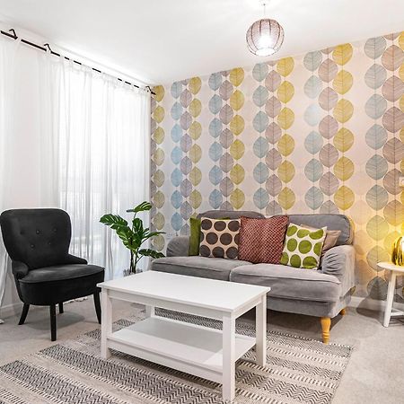 Pass The Keys Modern Tottenham Hale Apartment Perfect For Leisure ロンドン エクステリア 写真