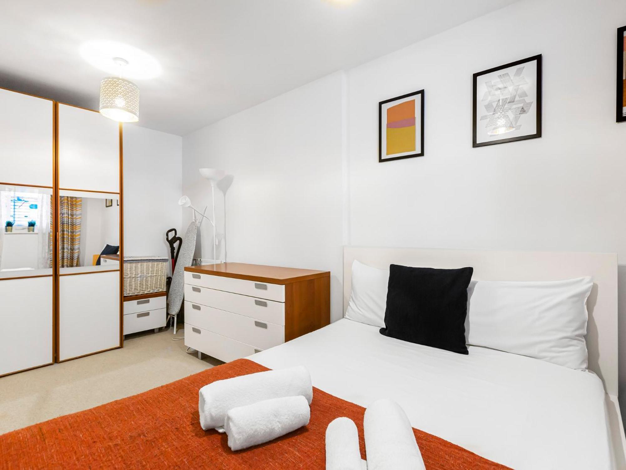Pass The Keys Modern Tottenham Hale Apartment Perfect For Leisure ロンドン エクステリア 写真